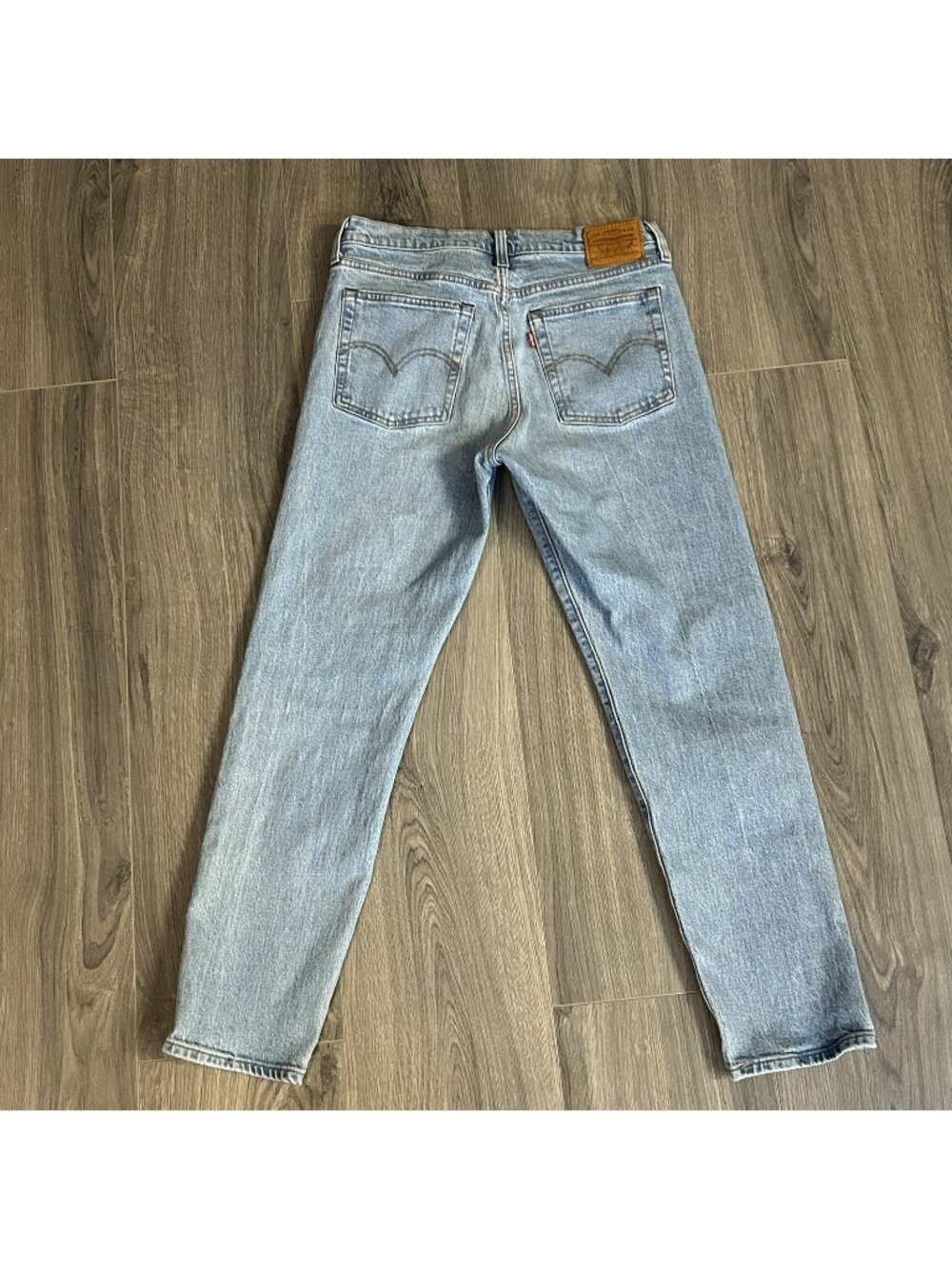 Levi's Wedgie Straight Jeans Womens 28 Blue Light Wash High Rise Stretch Denim